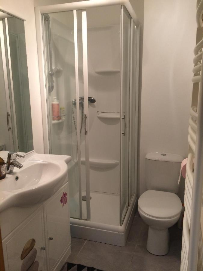 Apartament Studio Climatise Corps Saints Awinion Zewnętrze zdjęcie